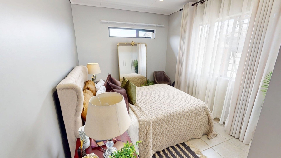 4 Bedroom Property for Sale in Lotus Gardens Gauteng
