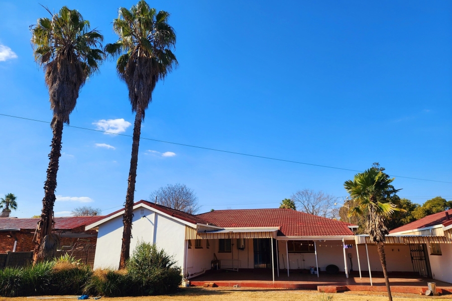 4 Bedroom Property for Sale in Clubview Gauteng