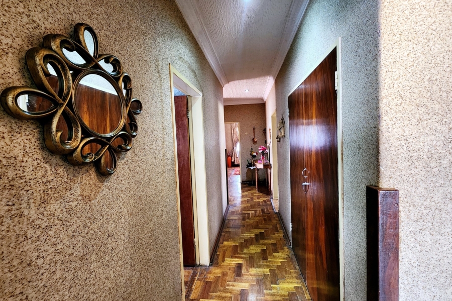 4 Bedroom Property for Sale in Clubview Gauteng