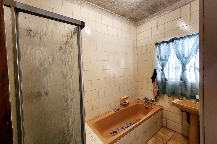 4 Bedroom Property for Sale in Clubview Gauteng
