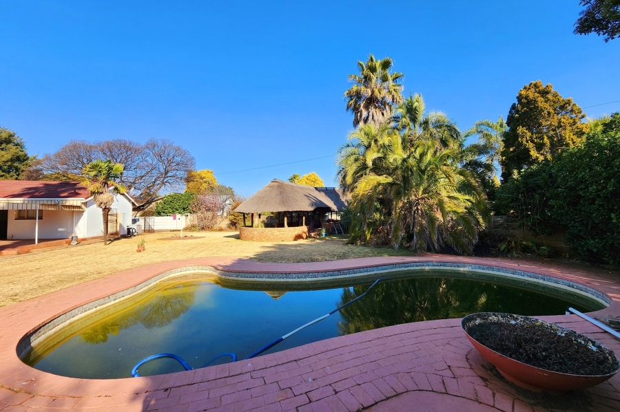 4 Bedroom Property for Sale in Clubview Gauteng