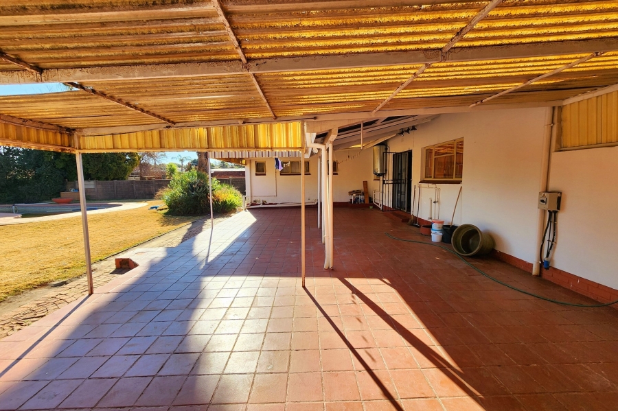4 Bedroom Property for Sale in Clubview Gauteng