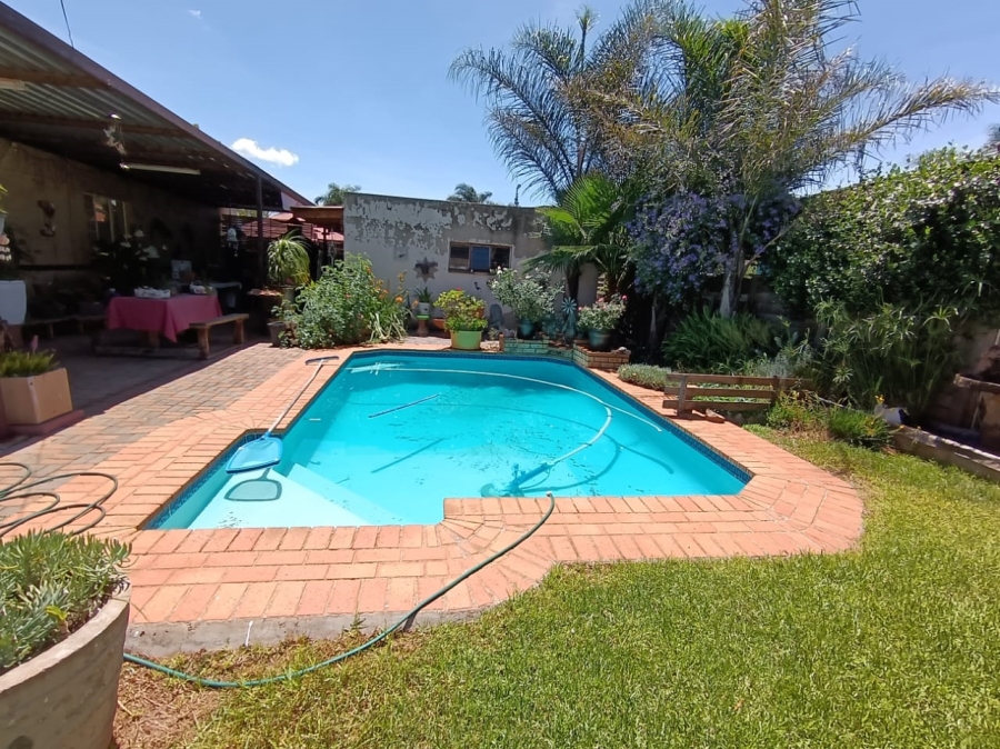 3 Bedroom Property for Sale in Brakpan Central Gauteng