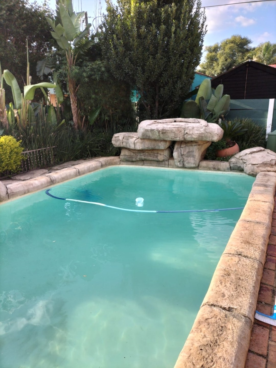 3 Bedroom Property for Sale in Sunair Park Gauteng
