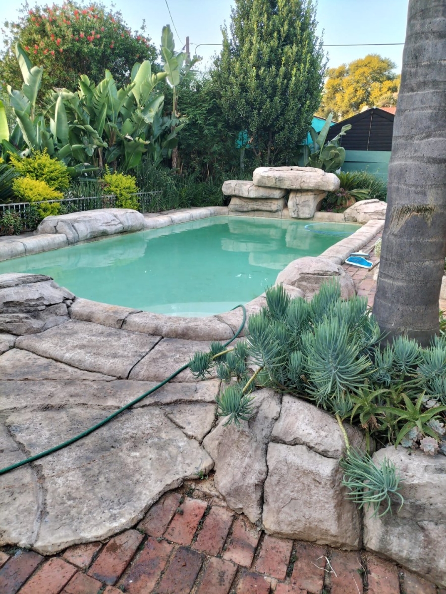 3 Bedroom Property for Sale in Sunair Park Gauteng