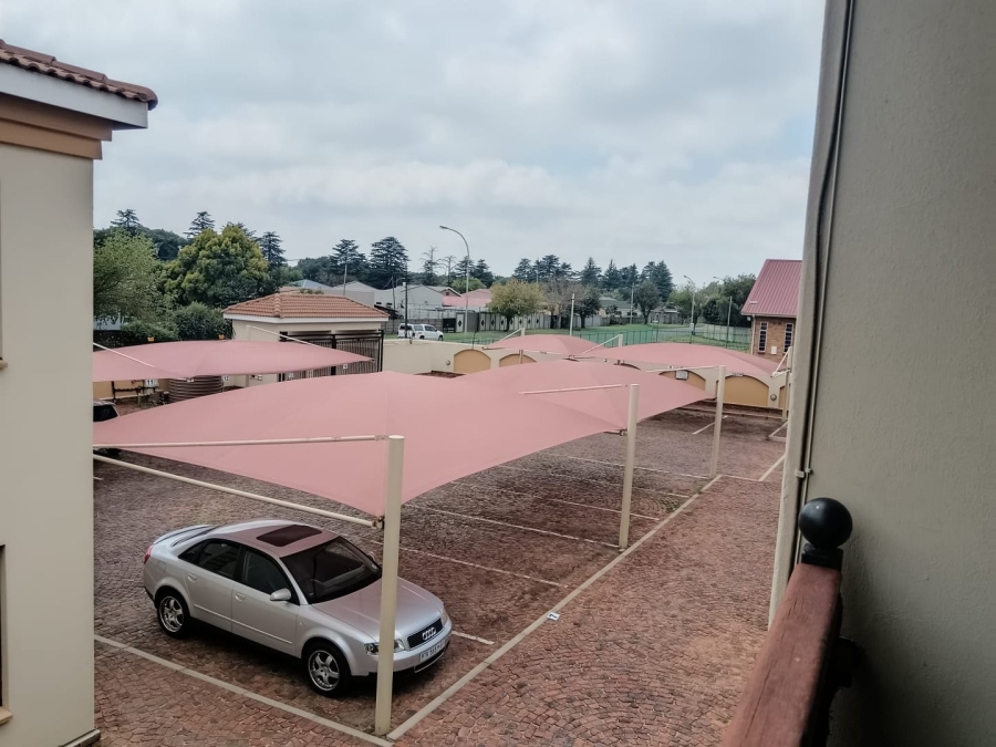 2 Bedroom Property for Sale in Kenleaf Gauteng