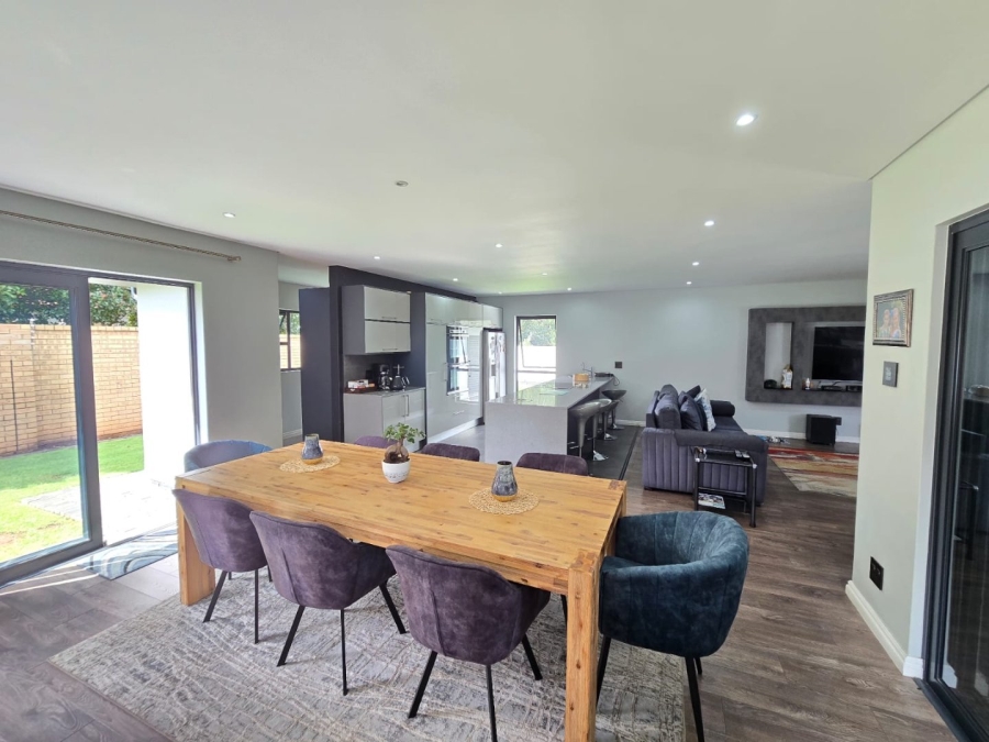 3 Bedroom Property for Sale in Sonneveld Gauteng