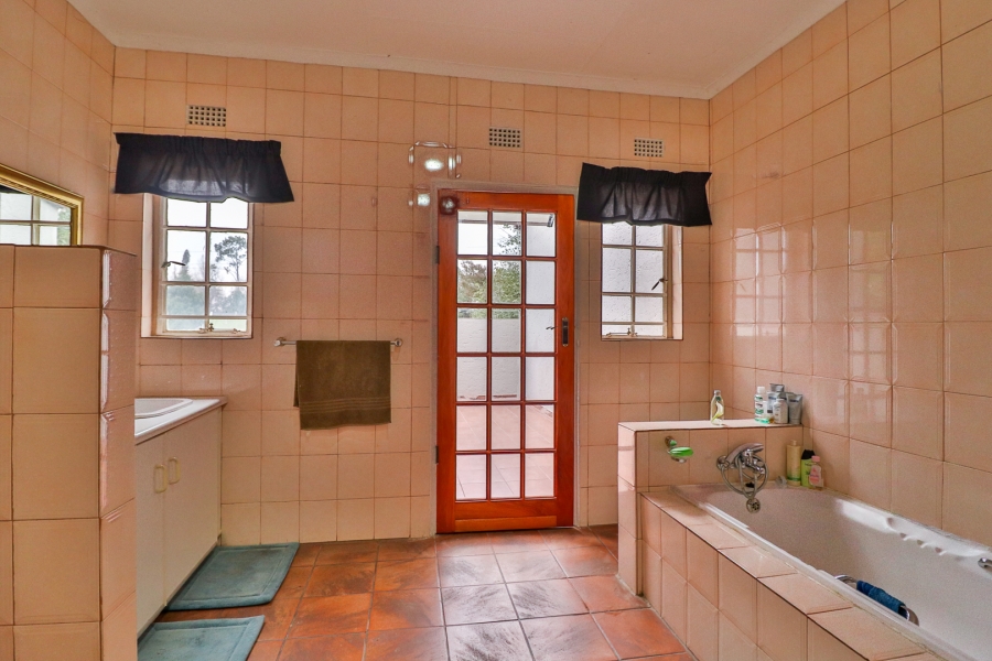 5 Bedroom Property for Sale in Henley on Klip Gauteng