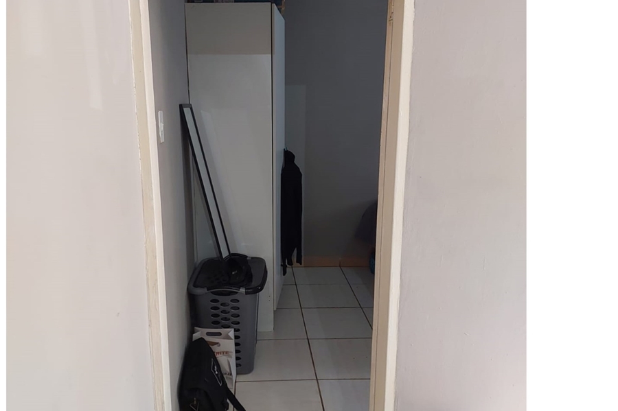 To Let 1 Bedroom Property for Rent in Lyndhurst Gauteng
