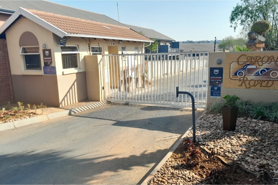 2 Bedroom Property for Sale in Rembrandt Ridge Gauteng
