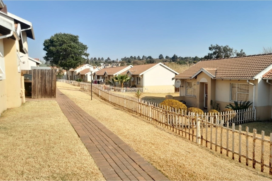 2 Bedroom Property for Sale in Rembrandt Ridge Gauteng