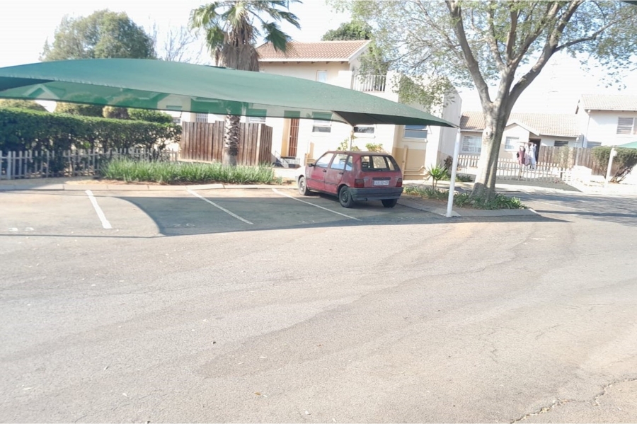 2 Bedroom Property for Sale in Rembrandt Ridge Gauteng