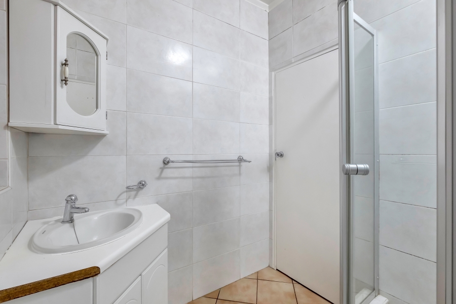2 Bedroom Property for Sale in Illovo Gauteng