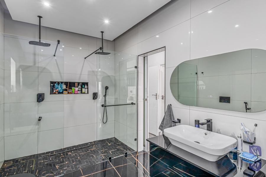 4 Bedroom Property for Sale in Marlboro Gardens Gauteng