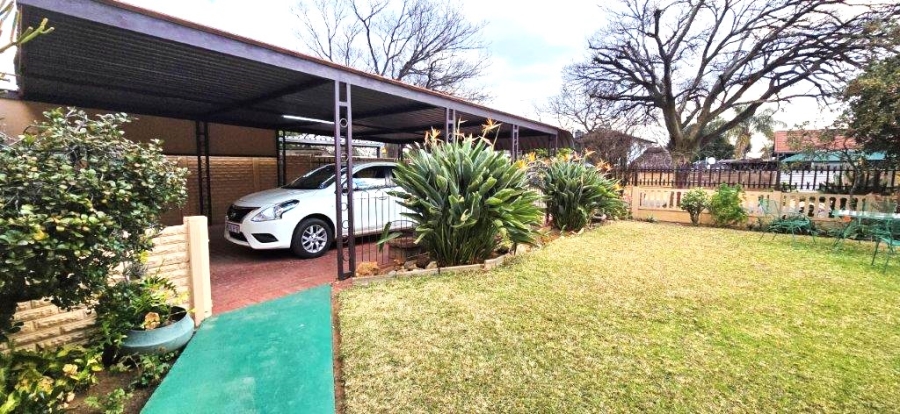4 Bedroom Property for Sale in Moregloed Gauteng