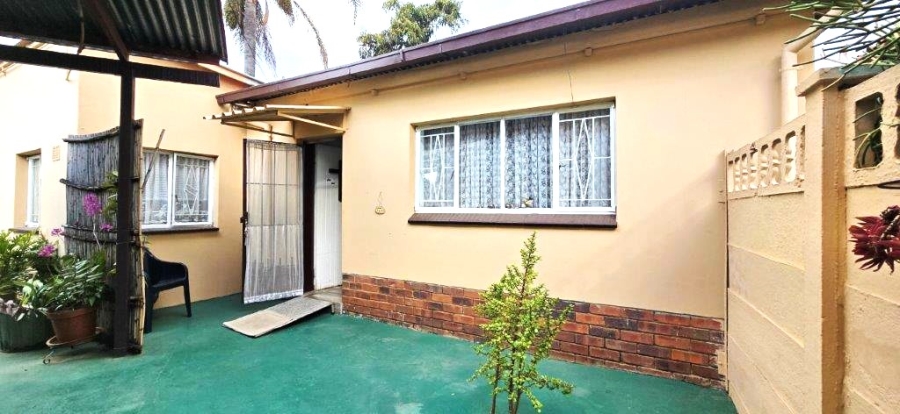 4 Bedroom Property for Sale in Moregloed Gauteng