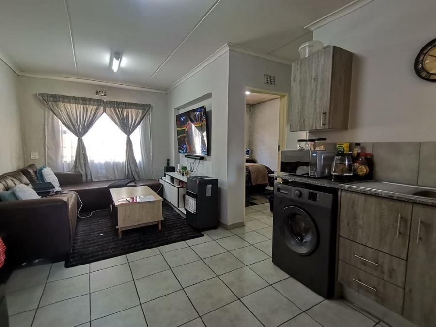 1 Bedroom Property for Sale in Sky City Gauteng
