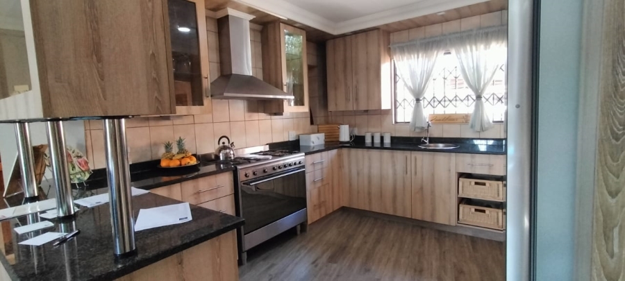 4 Bedroom Property for Sale in Greenhills Gauteng