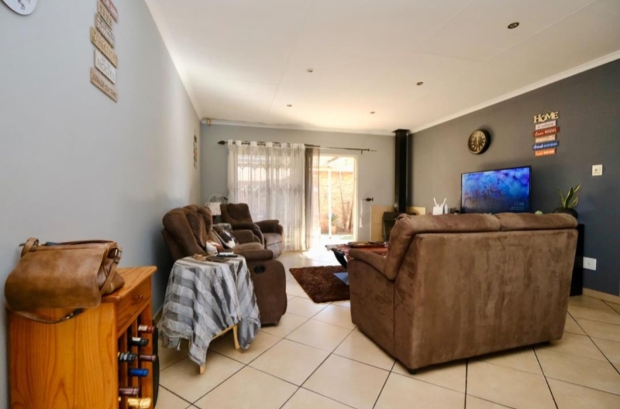 2 Bedroom Property for Sale in New State Areas Gauteng