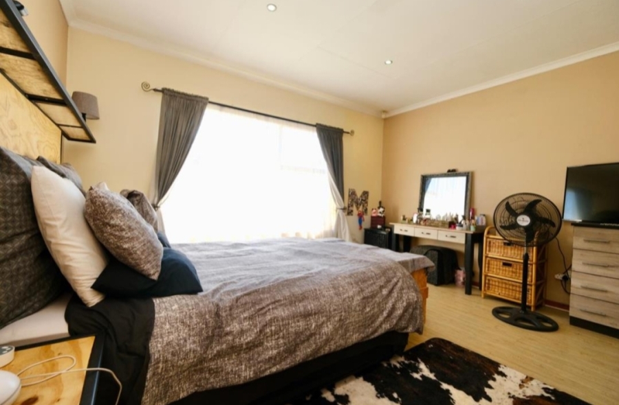 2 Bedroom Property for Sale in New State Areas Gauteng