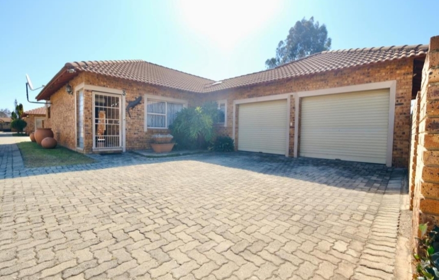 2 Bedroom Property for Sale in New State Areas Gauteng