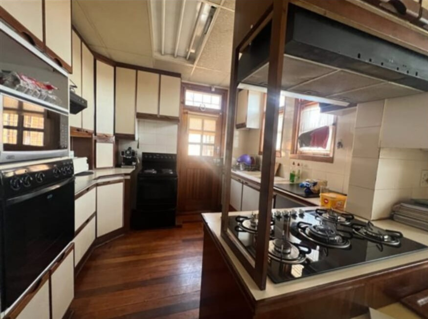 8 Bedroom Property for Sale in Rosettenville Gauteng