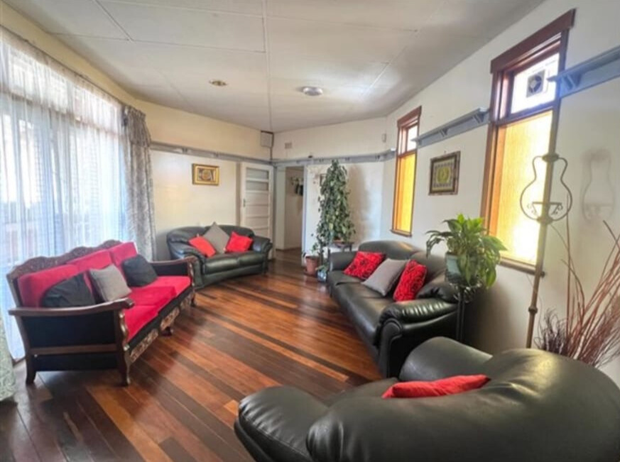 8 Bedroom Property for Sale in Rosettenville Gauteng
