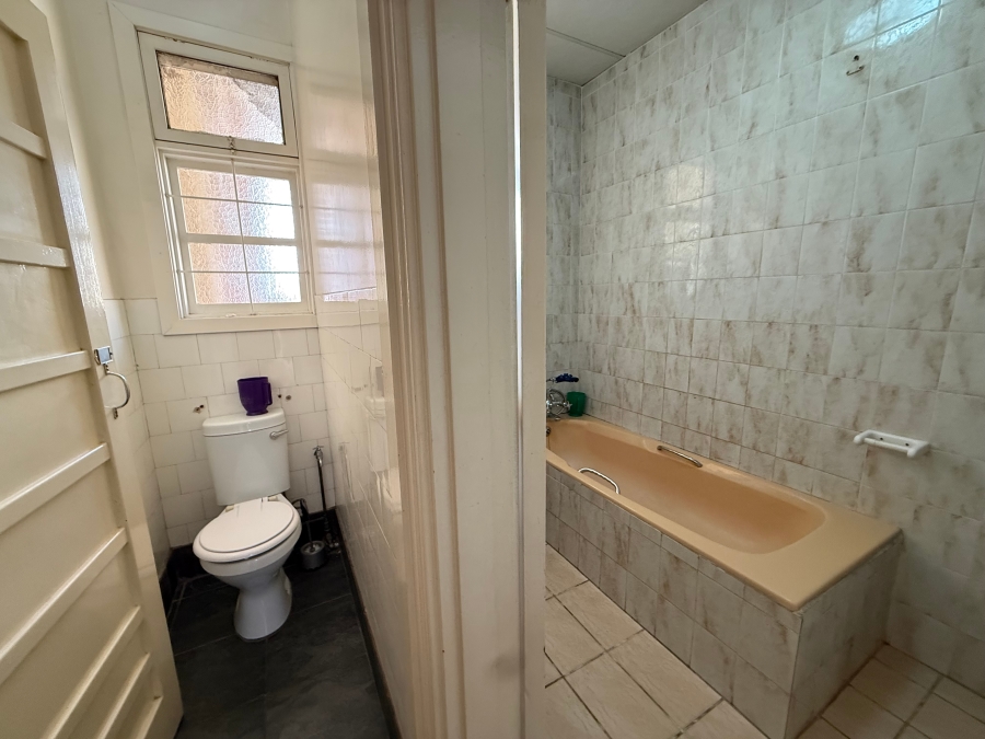 8 Bedroom Property for Sale in Rosettenville Gauteng