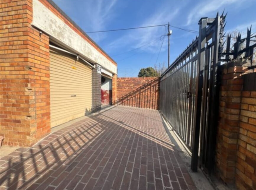 8 Bedroom Property for Sale in Rosettenville Gauteng