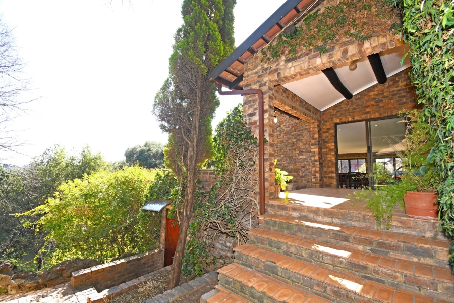 4 Bedroom Property for Sale in Morningside Gauteng