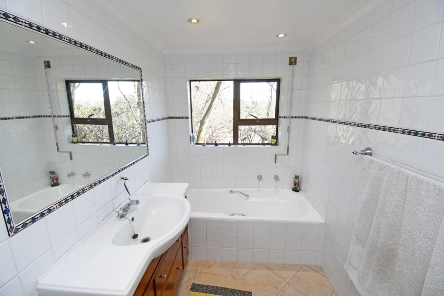 4 Bedroom Property for Sale in Morningside Gauteng