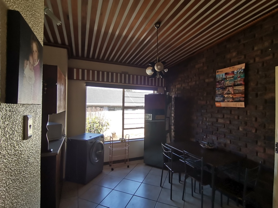 3 Bedroom Property for Sale in Kibler Park Gauteng