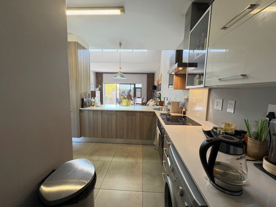 To Let 3 Bedroom Property for Rent in Oaklands Gauteng