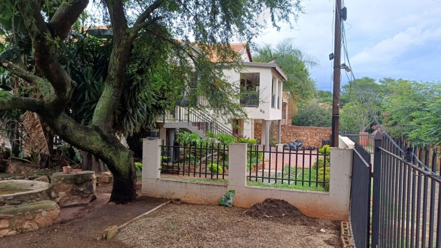 4 Bedroom Property for Sale in Meyerspark Gauteng