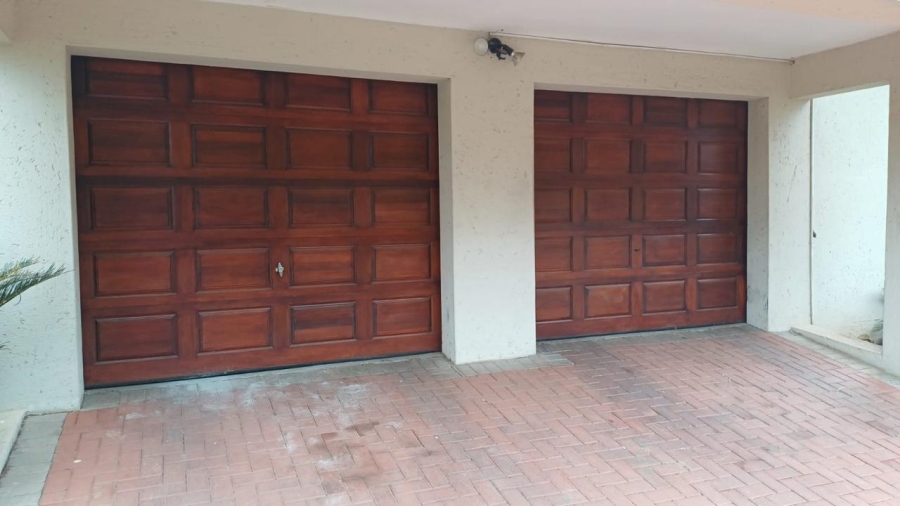 4 Bedroom Property for Sale in Meyerspark Gauteng