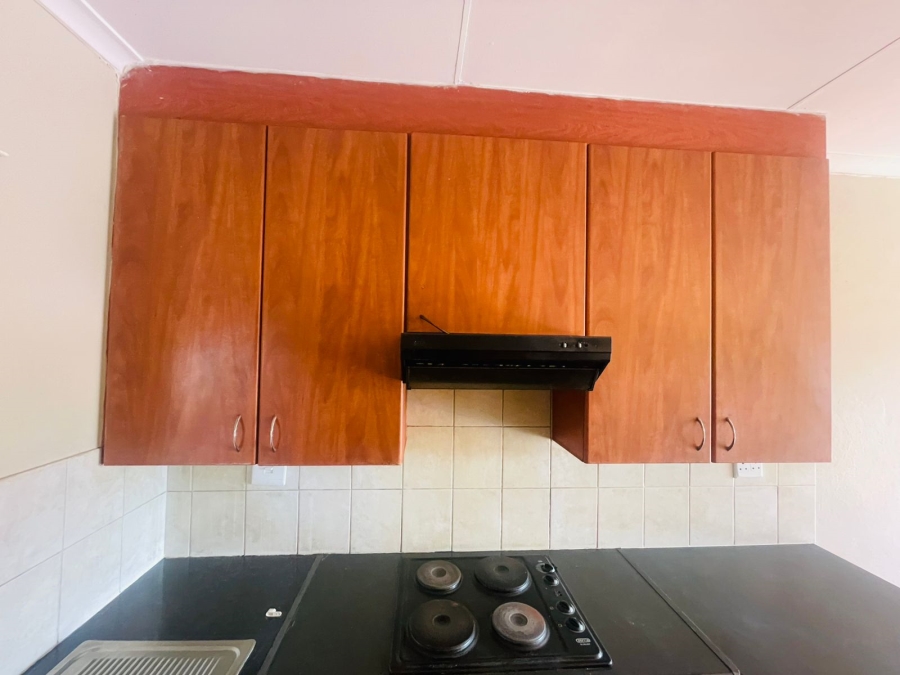 To Let 2 Bedroom Property for Rent in Birchleigh Gauteng