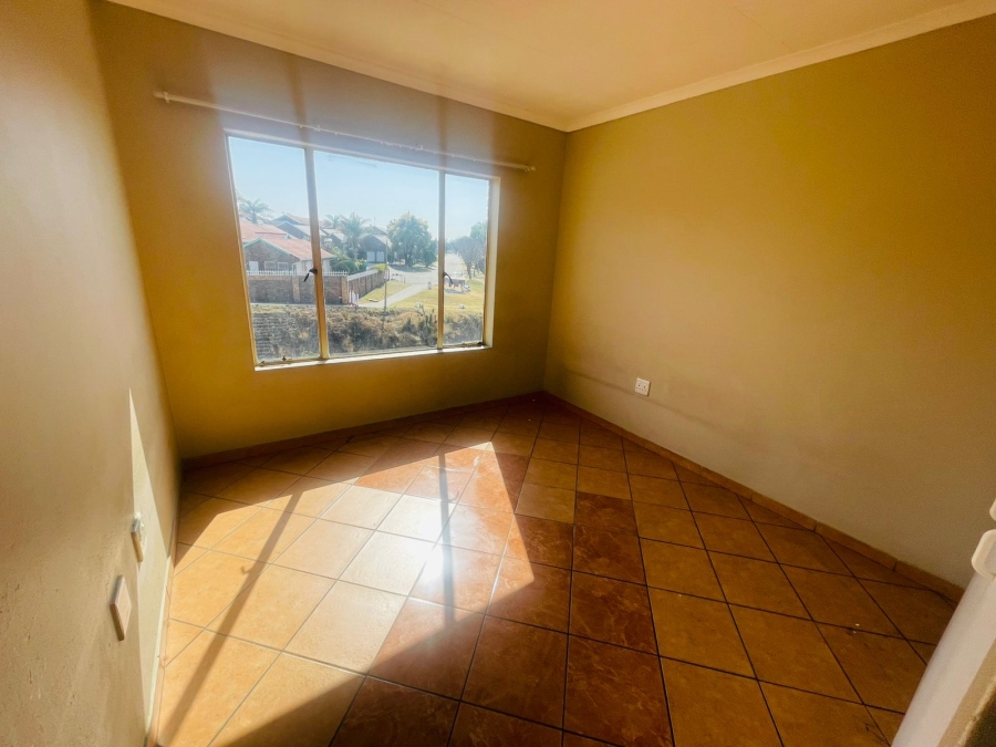 To Let 2 Bedroom Property for Rent in Birchleigh Gauteng