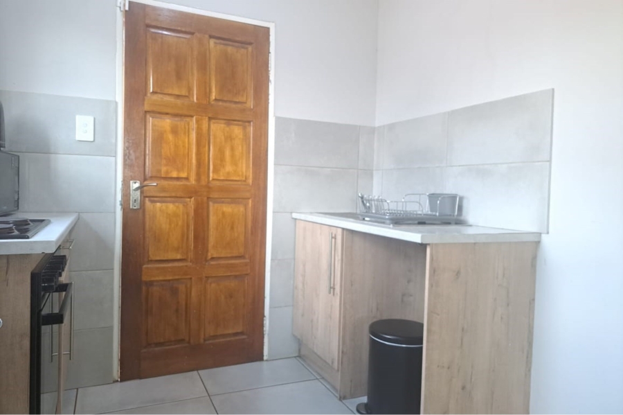 To Let 2 Bedroom Property for Rent in Daggafontein Gauteng
