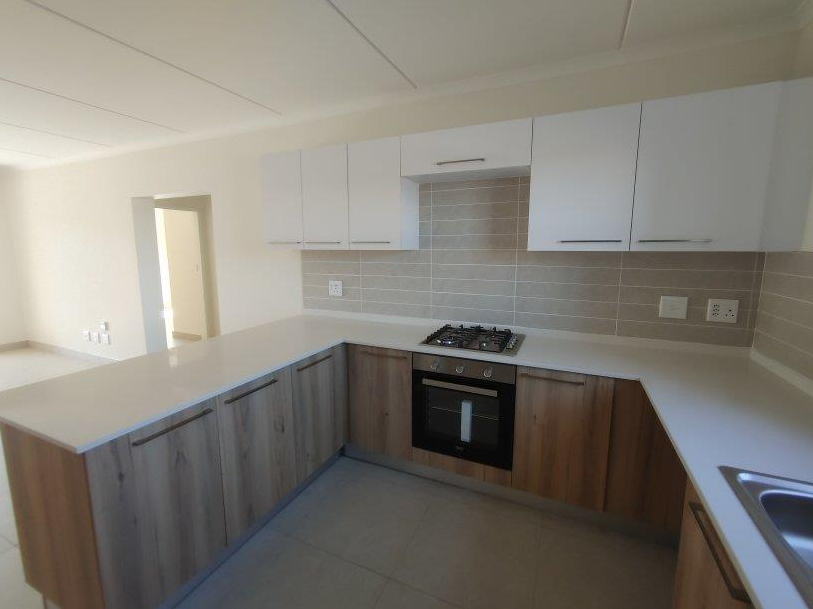 To Let 2 Bedroom Property for Rent in Modderfontein Gauteng
