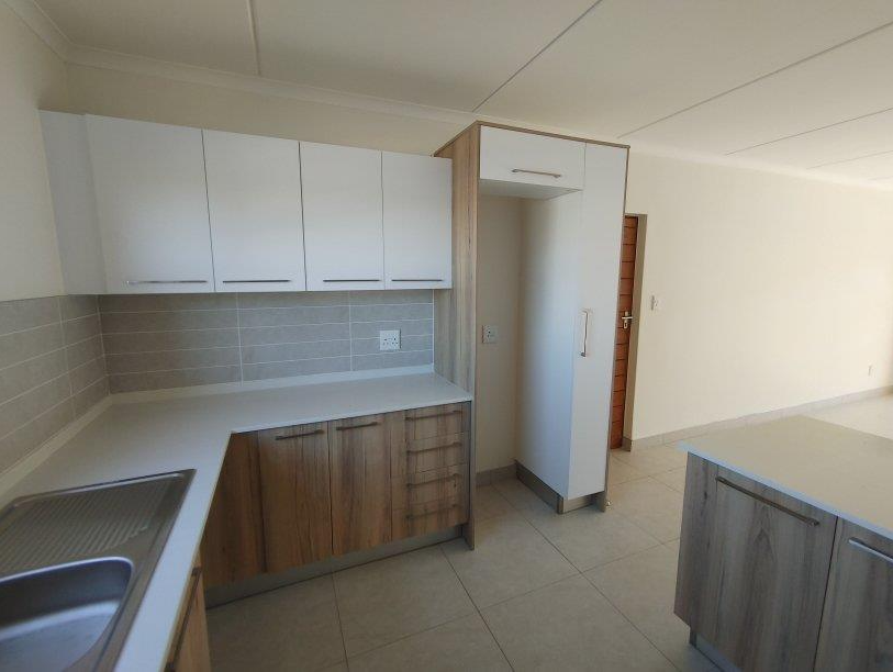 To Let 2 Bedroom Property for Rent in Modderfontein Gauteng