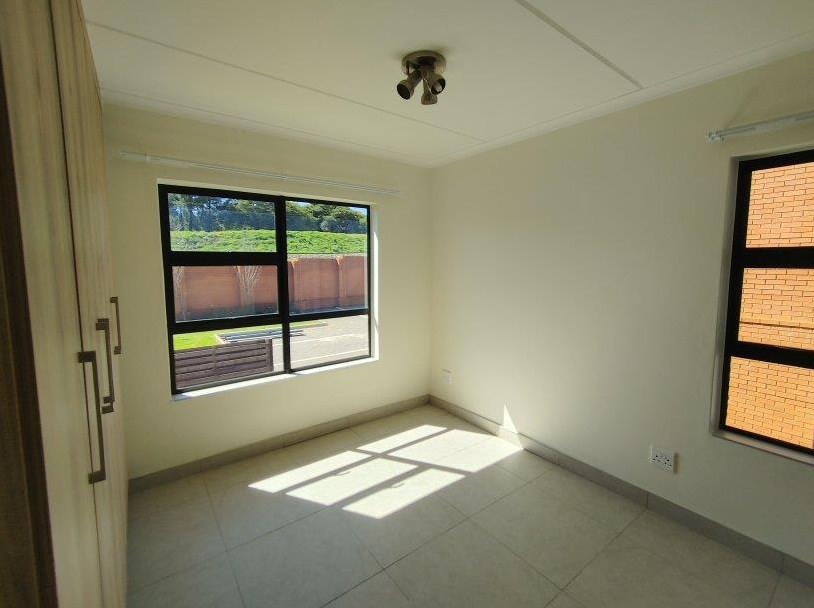 To Let 2 Bedroom Property for Rent in Modderfontein Gauteng