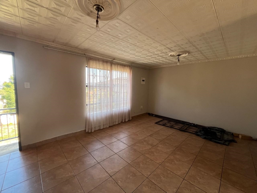 3 Bedroom Property for Sale in Danville Gauteng