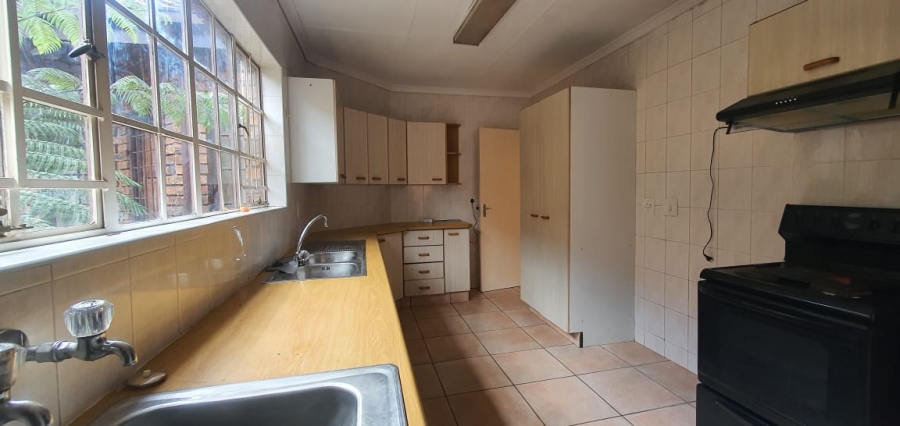3 Bedroom Property for Sale in Denlee Gauteng