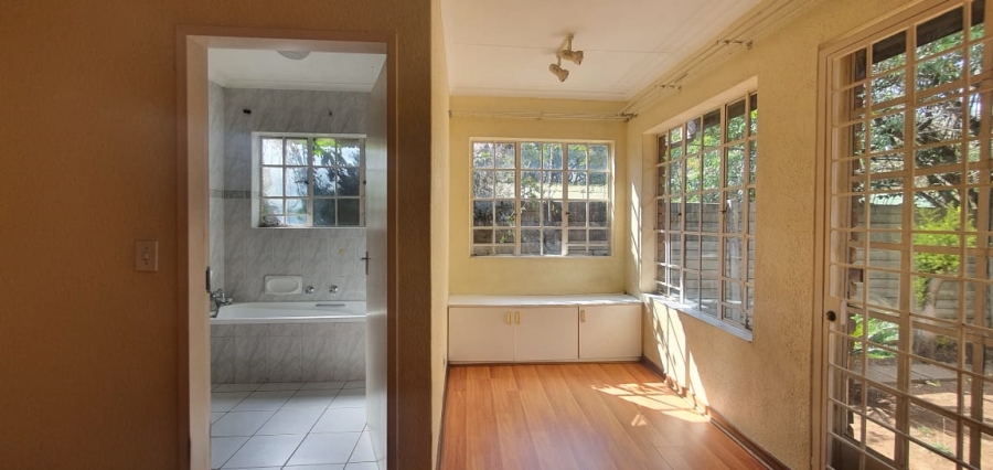 3 Bedroom Property for Sale in Denlee Gauteng