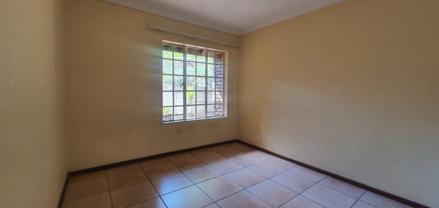 3 Bedroom Property for Sale in Denlee Gauteng