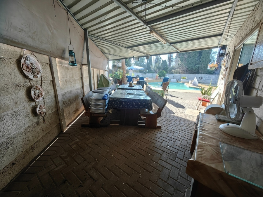 3 Bedroom Property for Sale in Bonanne Gauteng