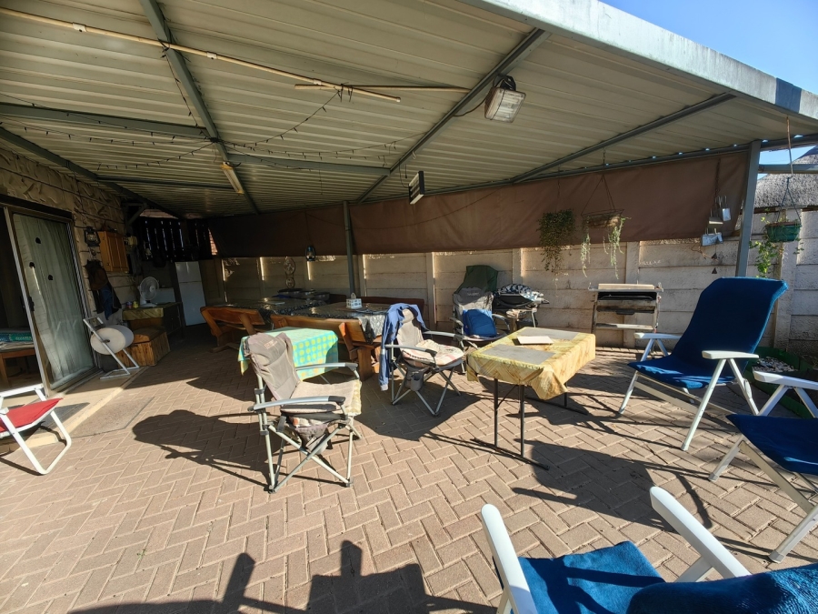 3 Bedroom Property for Sale in Bonanne Gauteng