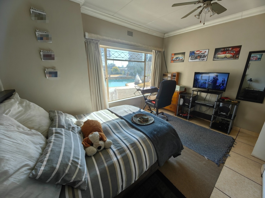 3 Bedroom Property for Sale in Bonanne Gauteng