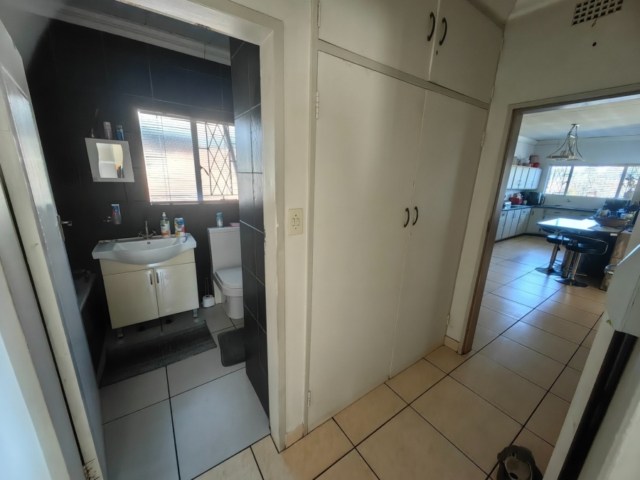 3 Bedroom Property for Sale in Bonanne Gauteng