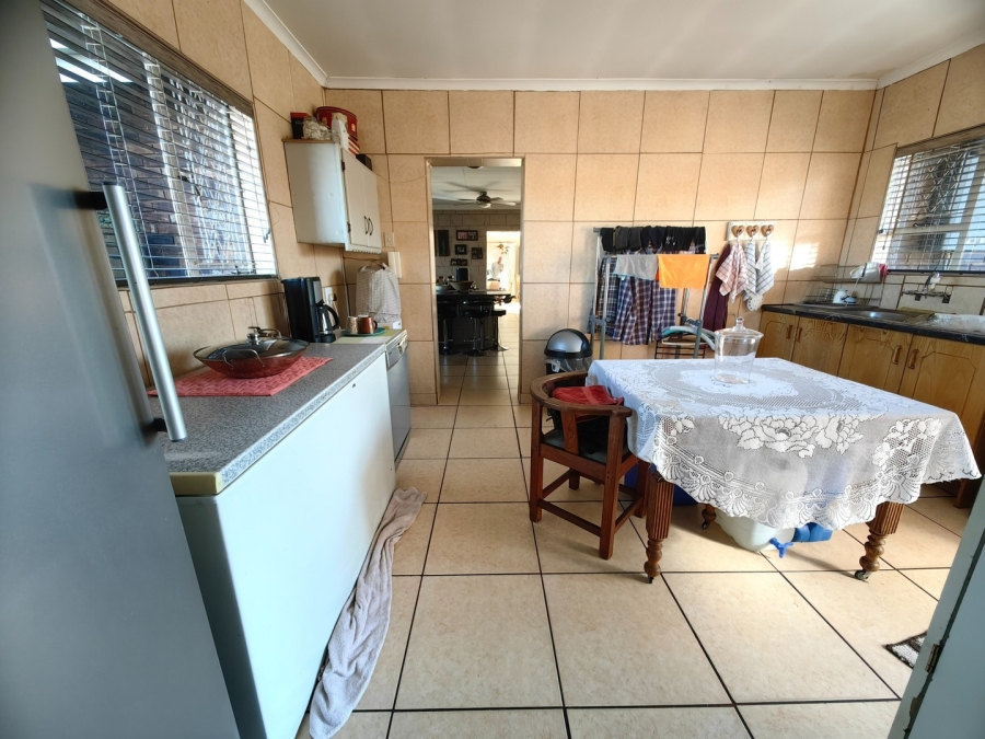 3 Bedroom Property for Sale in Bonanne Gauteng
